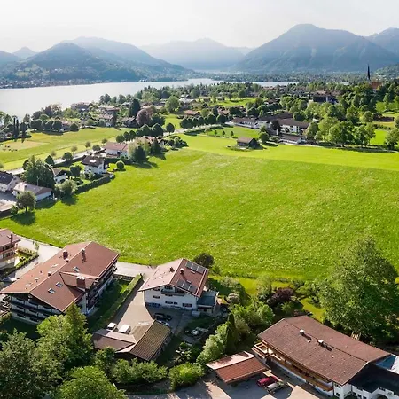 Suite-artiges Dz Fur Zwei Mit Balkon & Bergblick アパート